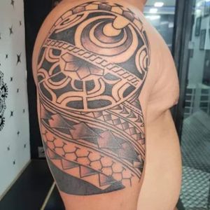 Radhey Tattoo Studio
