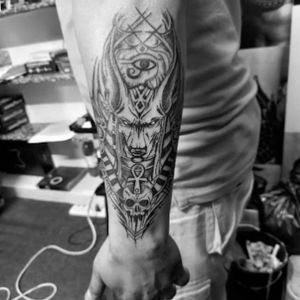 Tony Tattooz