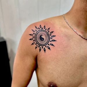 Rising Tattoo Artizan