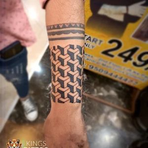 KINGS TATTOO