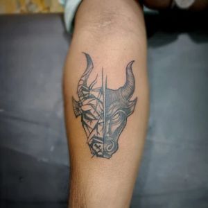 KINGS TATTOO