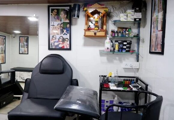 R Tattoo Studio