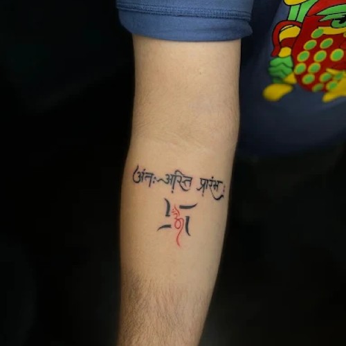 ART ON SKIN TATTOO'S & PIERCING