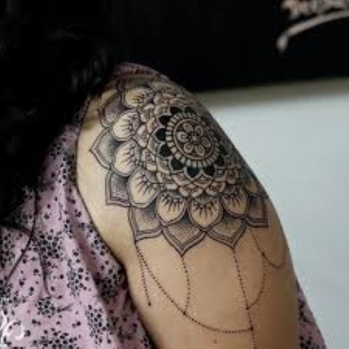 Lilly's Fine Tattoo Studio