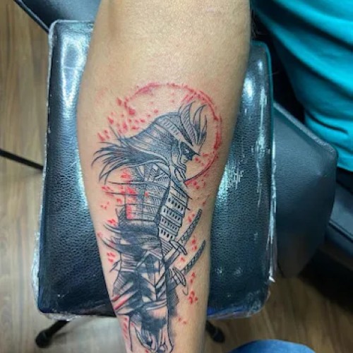 ART ON SKIN TATTOO'S & PIERCING