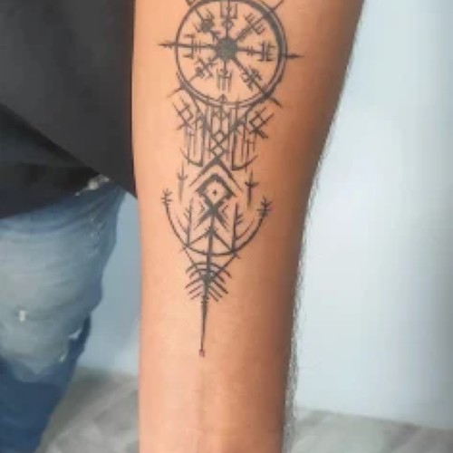 Max Tattooz & Piercing