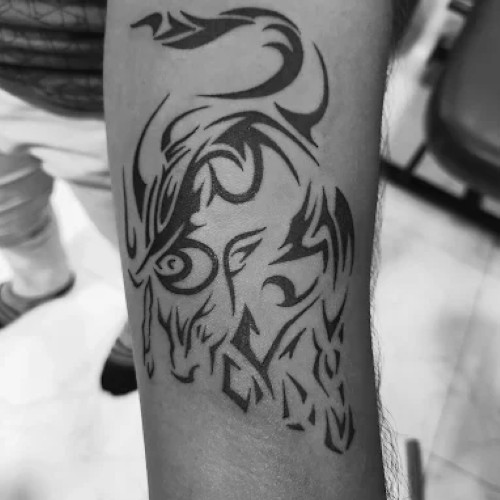 Max Tattooz & Piercing