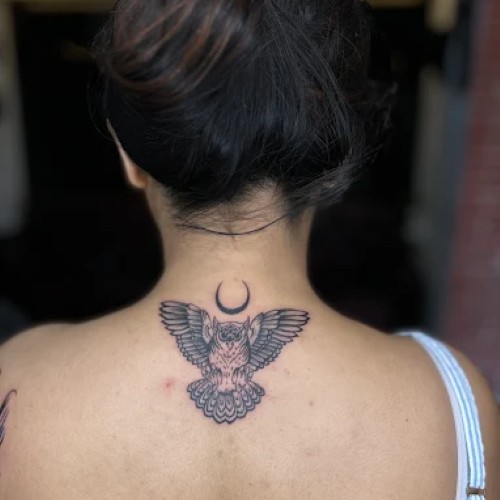 ART ON SKIN TATTOO'S & PIERCING