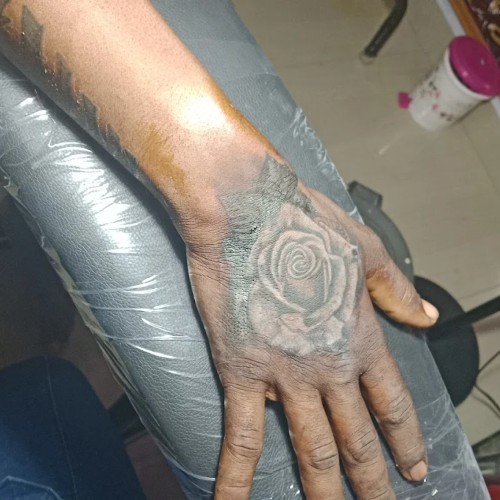 TATTOOZ CORNER STUDIO